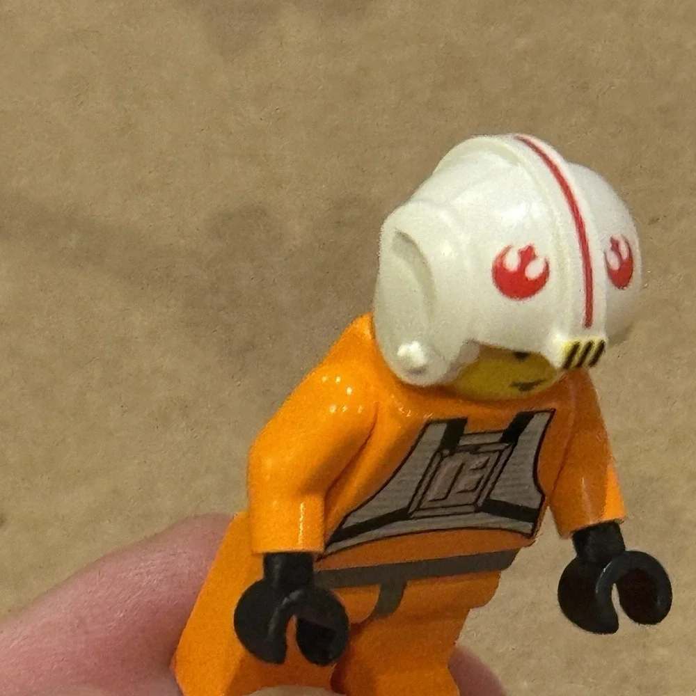 LEGO Star Wars 7140 X-Wing Fighter Complete with Box Instructions Minifigs